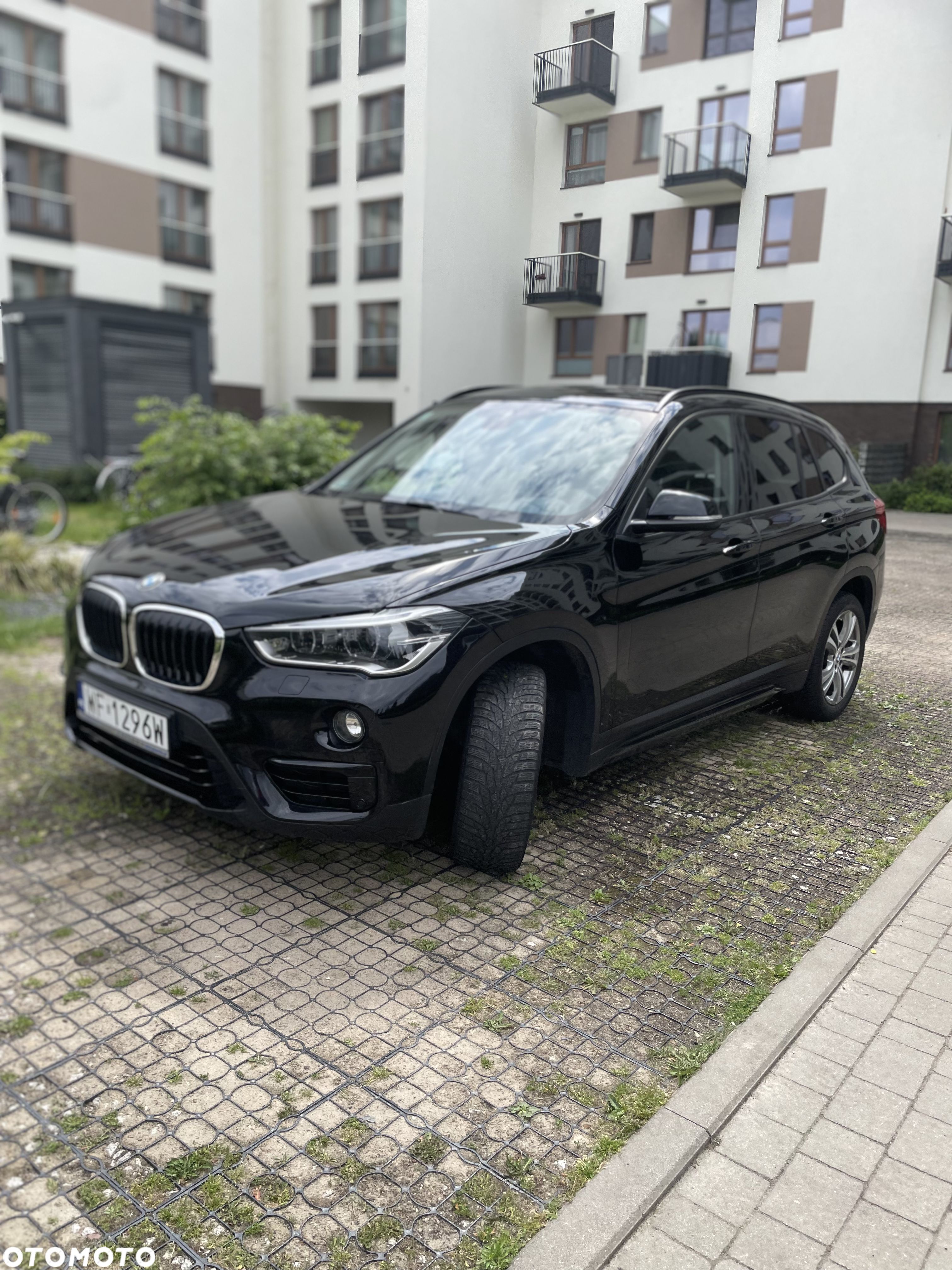 BMW X1 sDrive20i Sport Line - 1