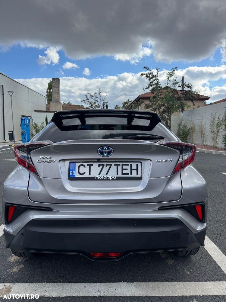 Toyota C-HR - 10