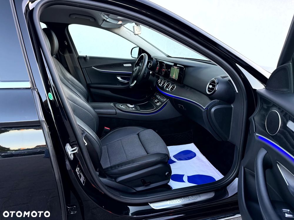 Mercedes-Benz Klasa E 220 d Business Edition 9G-TRONIC - 21