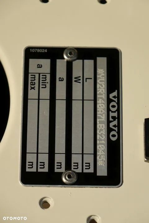 Volvo FH 500 GLOBETROTTER / STANDARD/ AUTOMAT / EURO 6 / KLIMATYZACJA POSTOJOWA/ 2 ZBIORNIKI PALIWA - 32