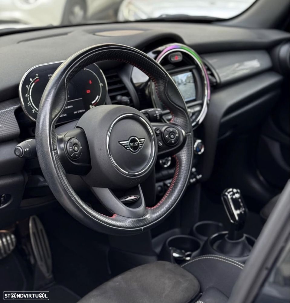 MINI 5 Portas Cooper Auto - 8
