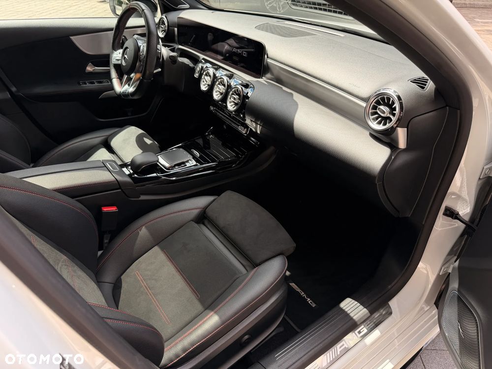 Mercedes-Benz Klasa A 35 AMG 4-Matic Edition 1 7G-DCT - 14