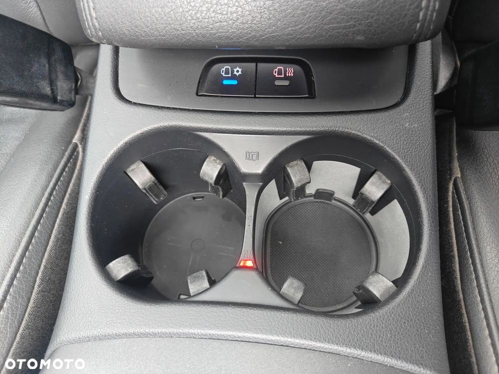 Audi Q5 3.2 FSI Quattro S tronic - 33