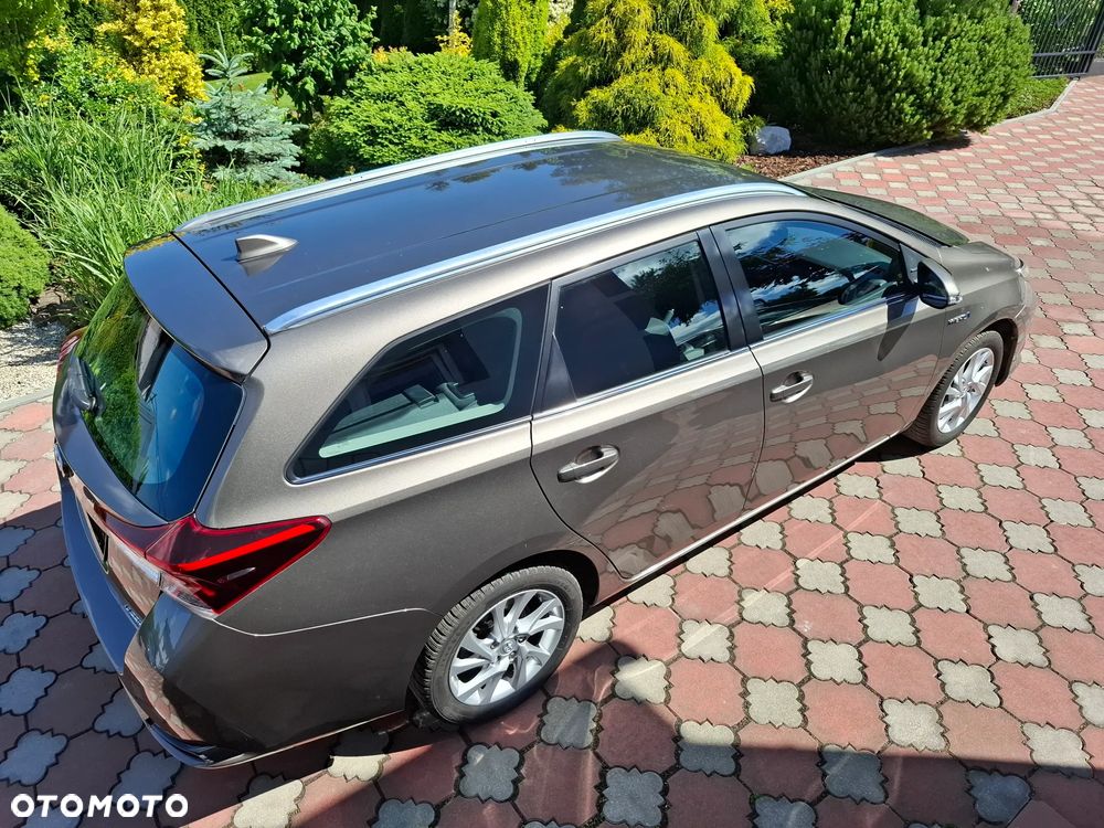Toyota Auris - 7