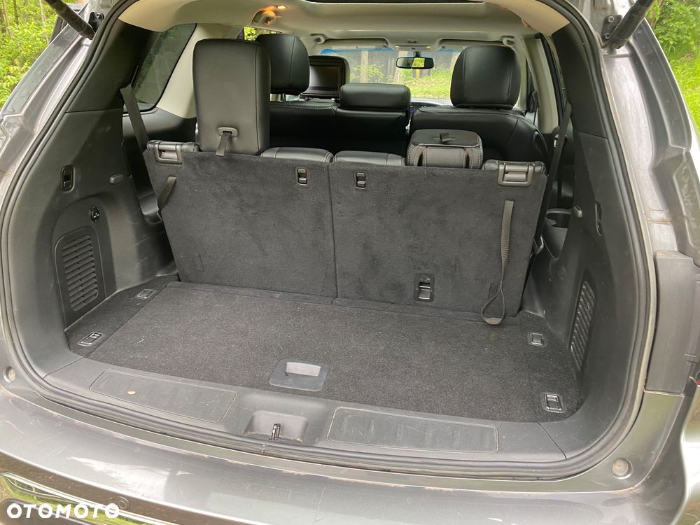 Nissan Pathfinder - 24