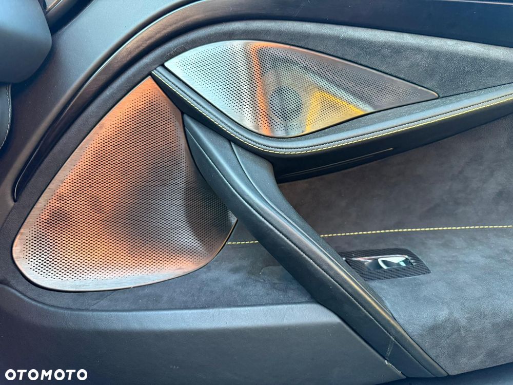 McLaren 720S Coupe Standard - 20