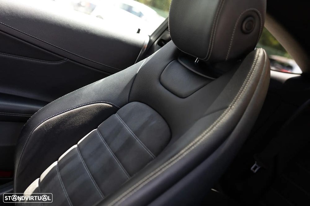 Mercedes-Benz C 220 d 9G-TRONIC AMG Line - 33