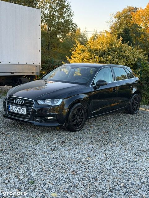 Audi A3 Sportback - 8
