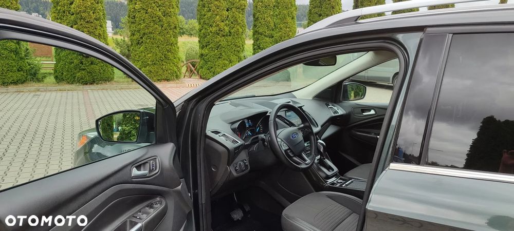 Ford Kuga 2.0 TDCi 4WD Titanium - 24