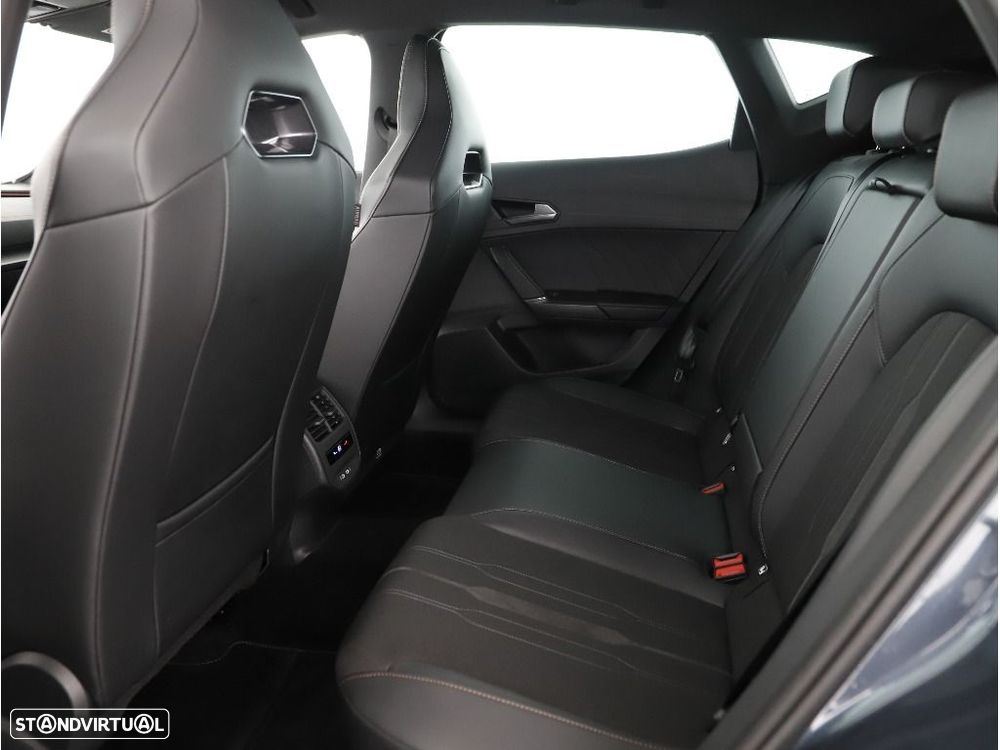 Cupra Formentor 1.4 e-Hybrid DSG VZ - 10