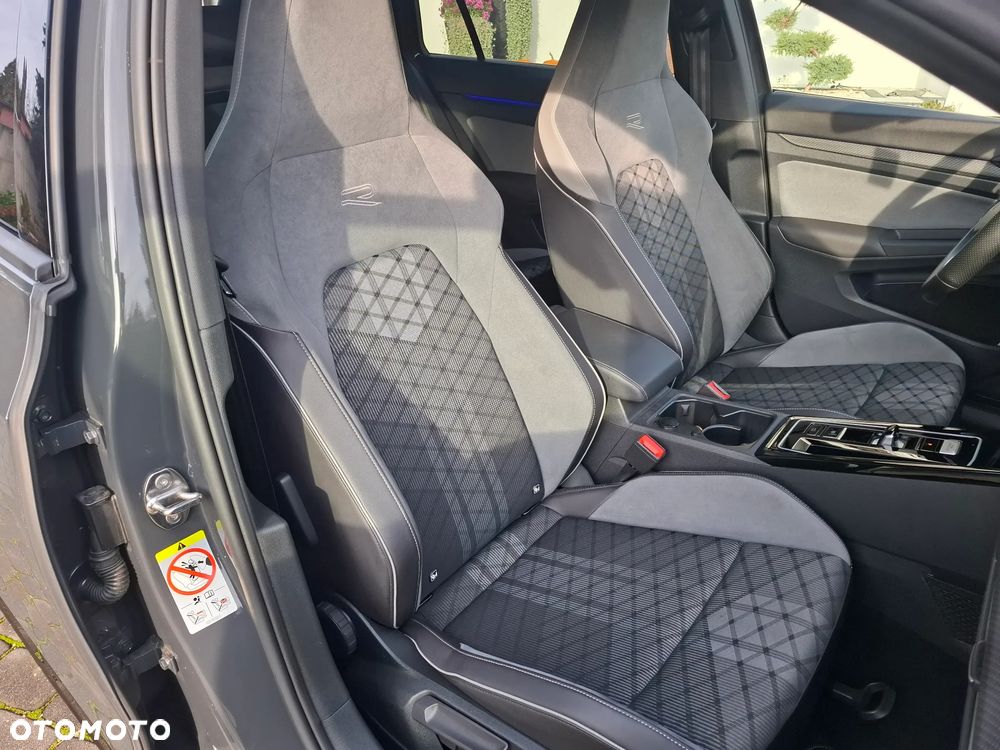 Volkswagen Golf 2.0 TDI SCR DSG R-Line - 20