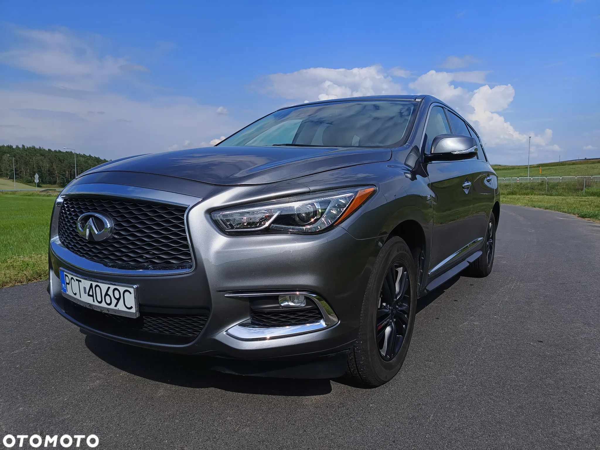 Infiniti QX60 - 1