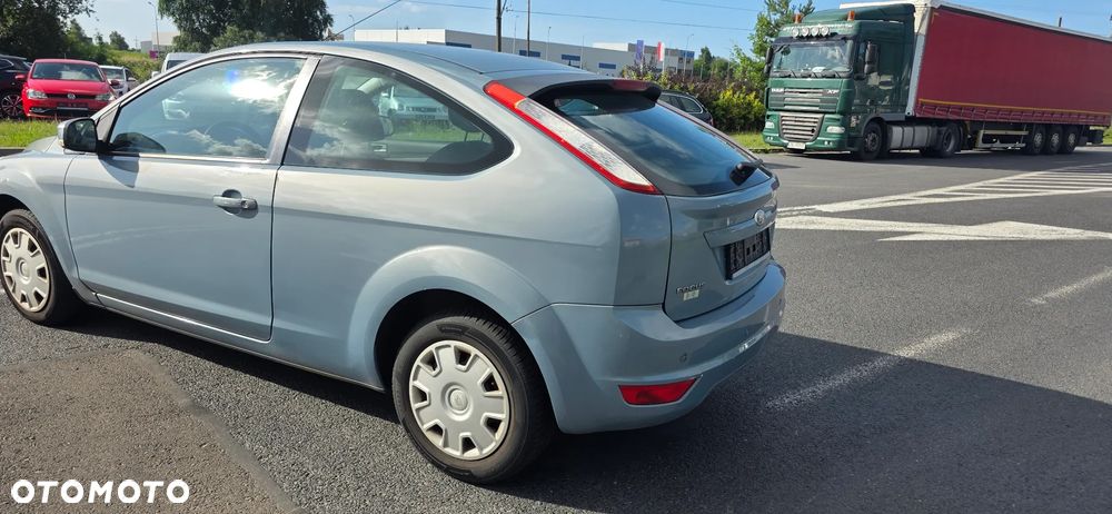 Ford Focus 1.6 16V Style - 19