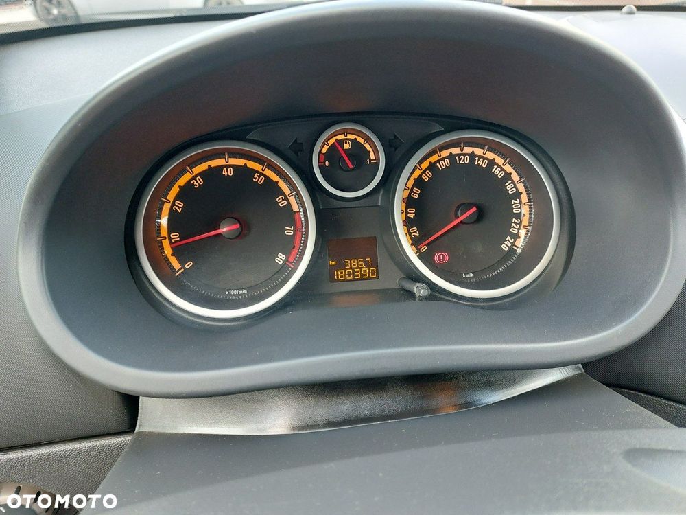 Opel Corsa 1.6 Turbo GSi - 19