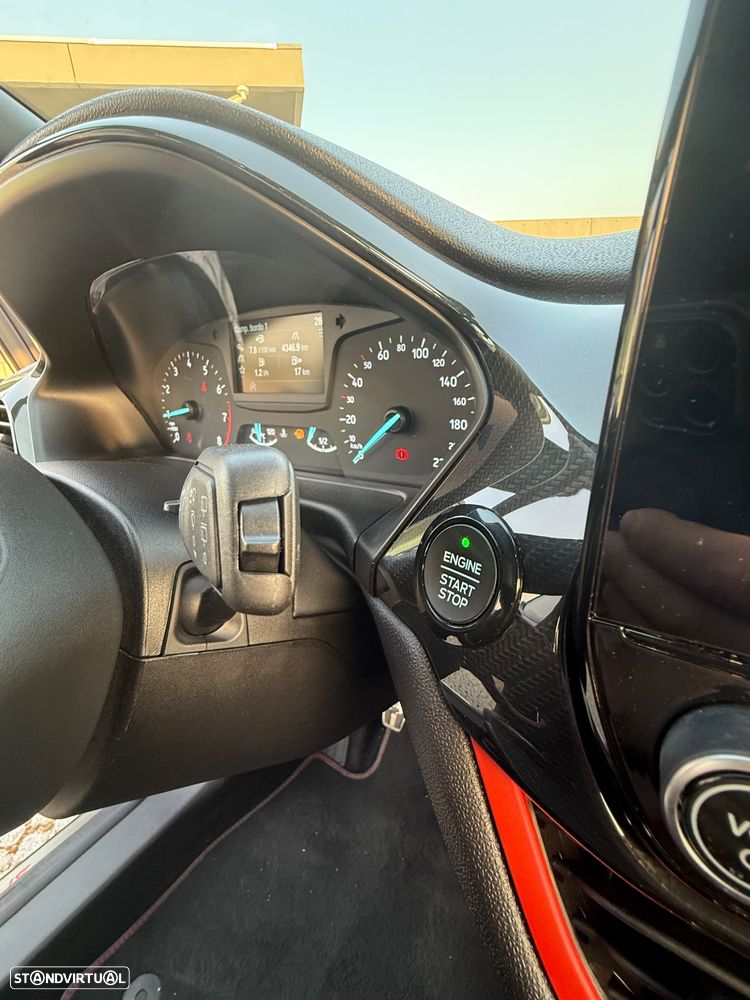 Ford Fiesta 1.0 EcoBoost ST-Line - 25