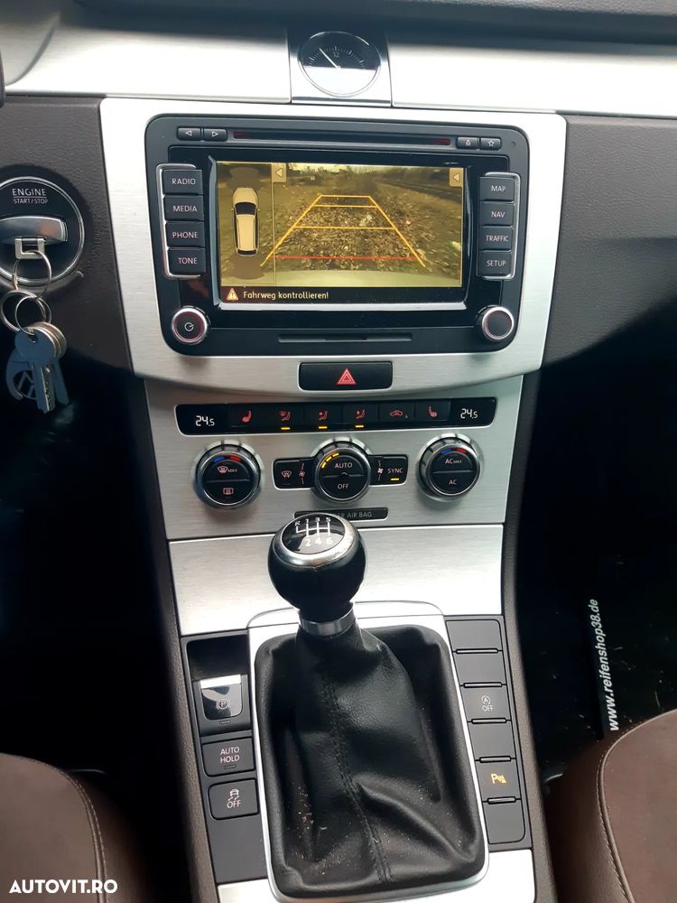 Volkswagen Passat 2.0 TDI BlueMotion Technology Highline - 9