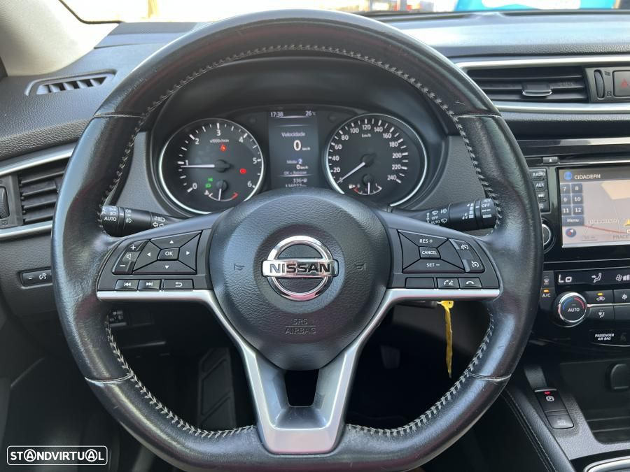 Nissan Qashqai 1.5 dCi N-Connecta Business - 26