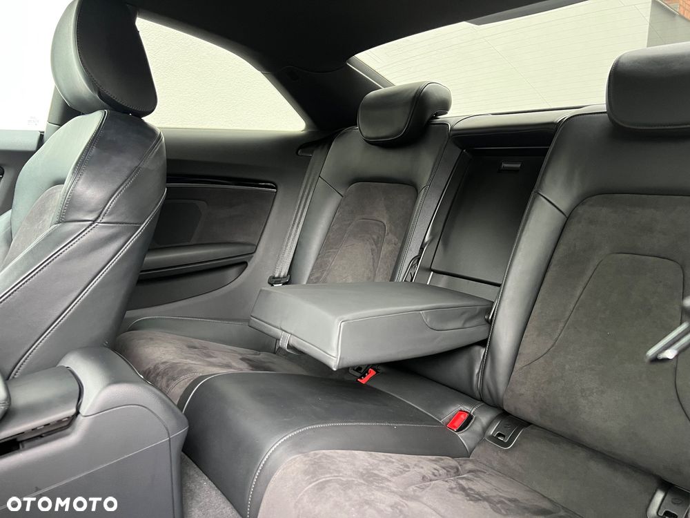 Audi A5 Coupé 2.0 TDI quattro S tronic sport - 8