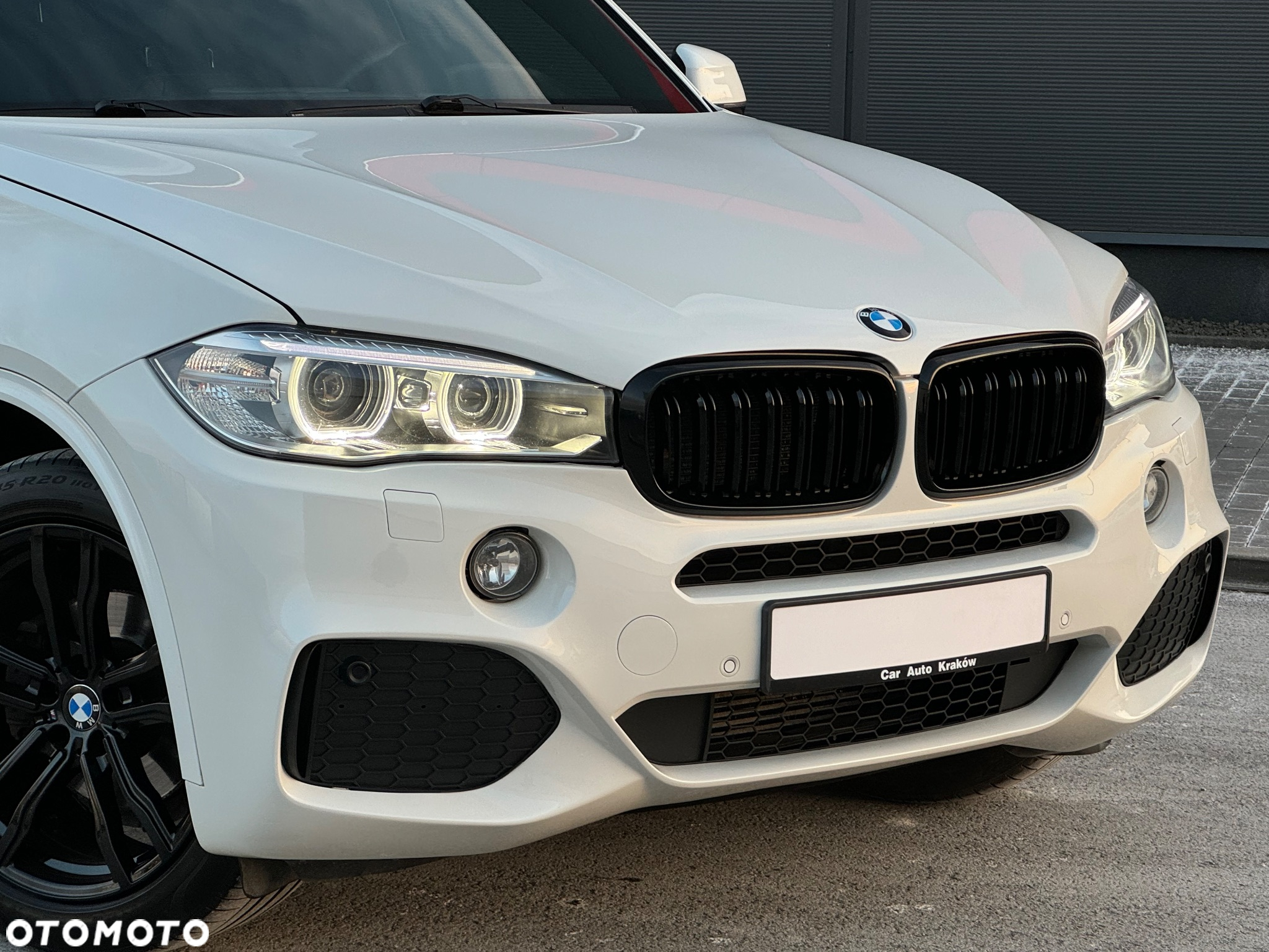 BMW X5 xDrive30d - 14
