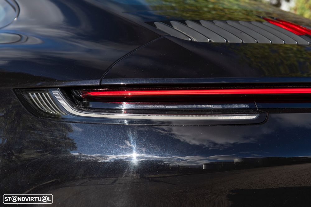 Porsche 911 (992) Carrera PDK - 17