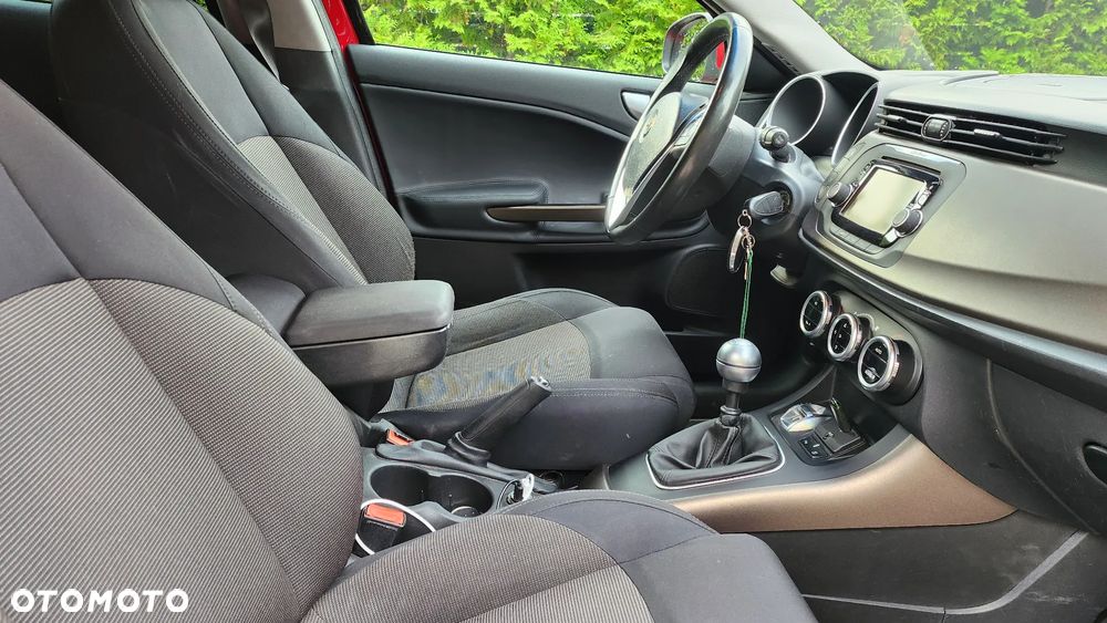 Alfa Romeo Giulietta 1.4 TB MultiAir Distinctive - 17