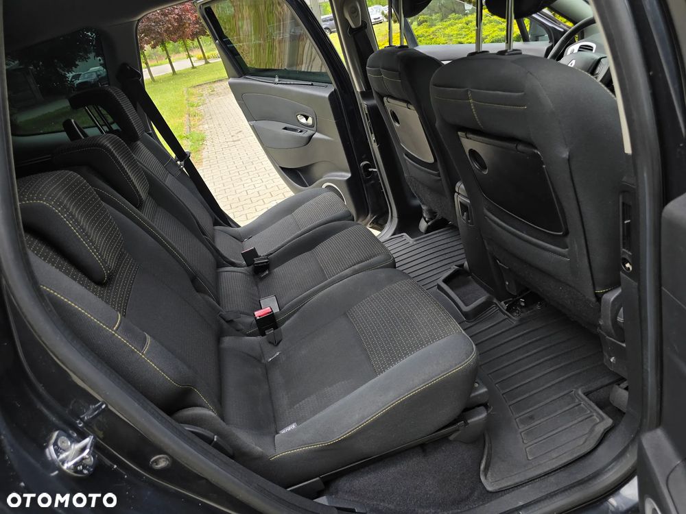Renault Scenic TCe 130 Dynamique - 17