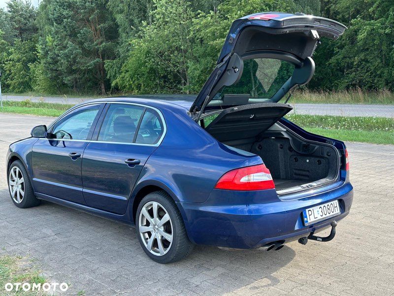 Skoda Superb 2.0 TDI Ambition - 9