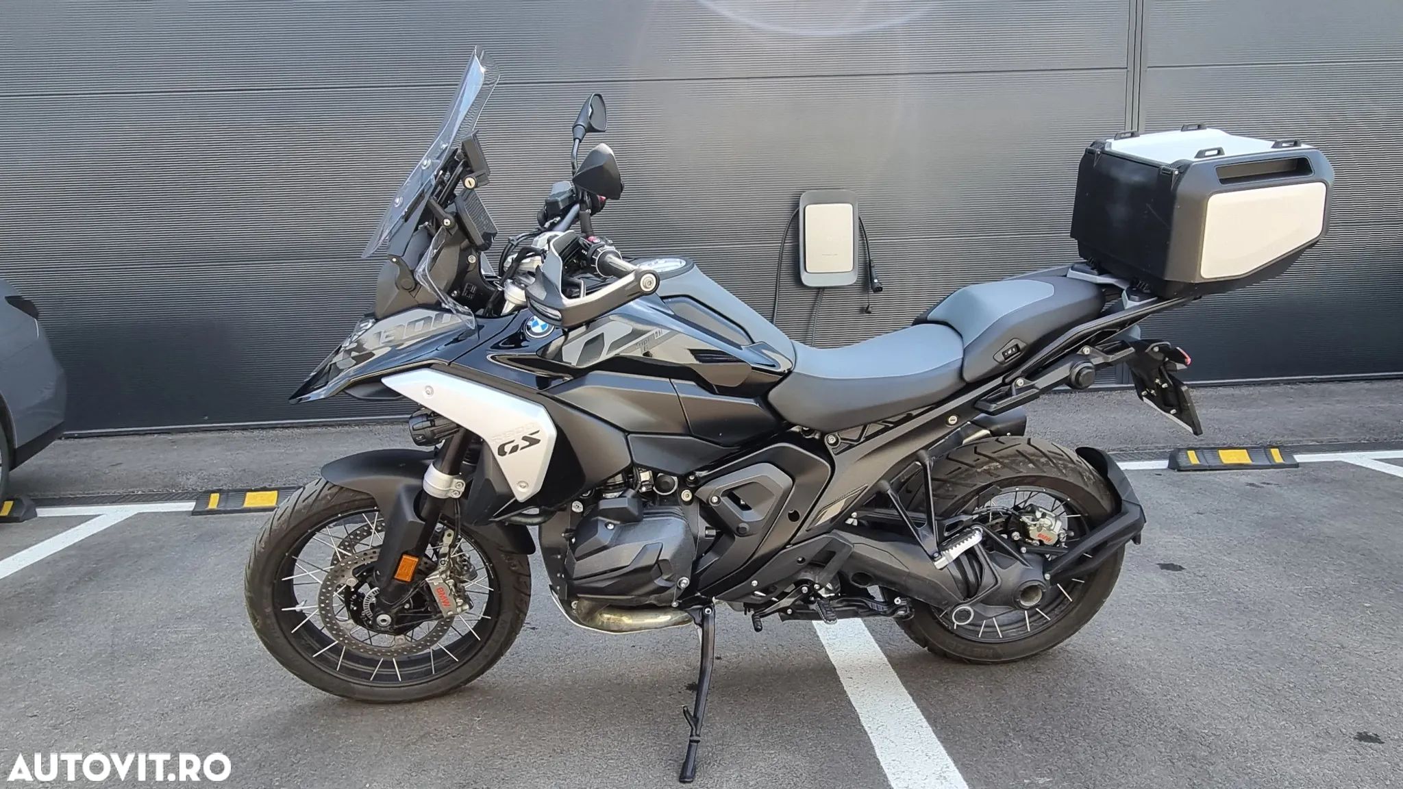 BMW R1300GS Adventure - 1