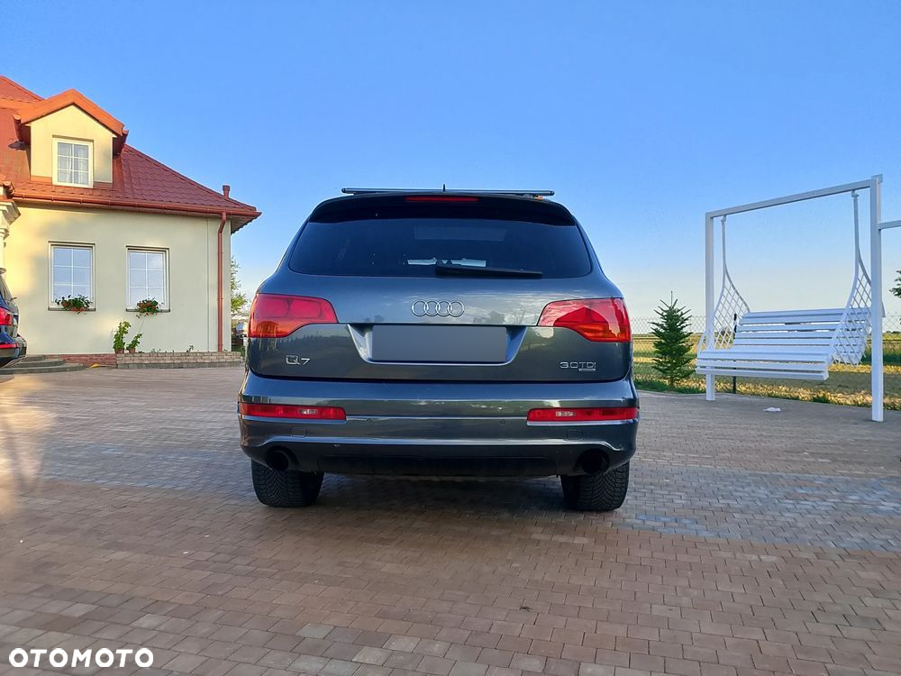Audi Q7 3.0 TDI Quattro Tiptronic - 4