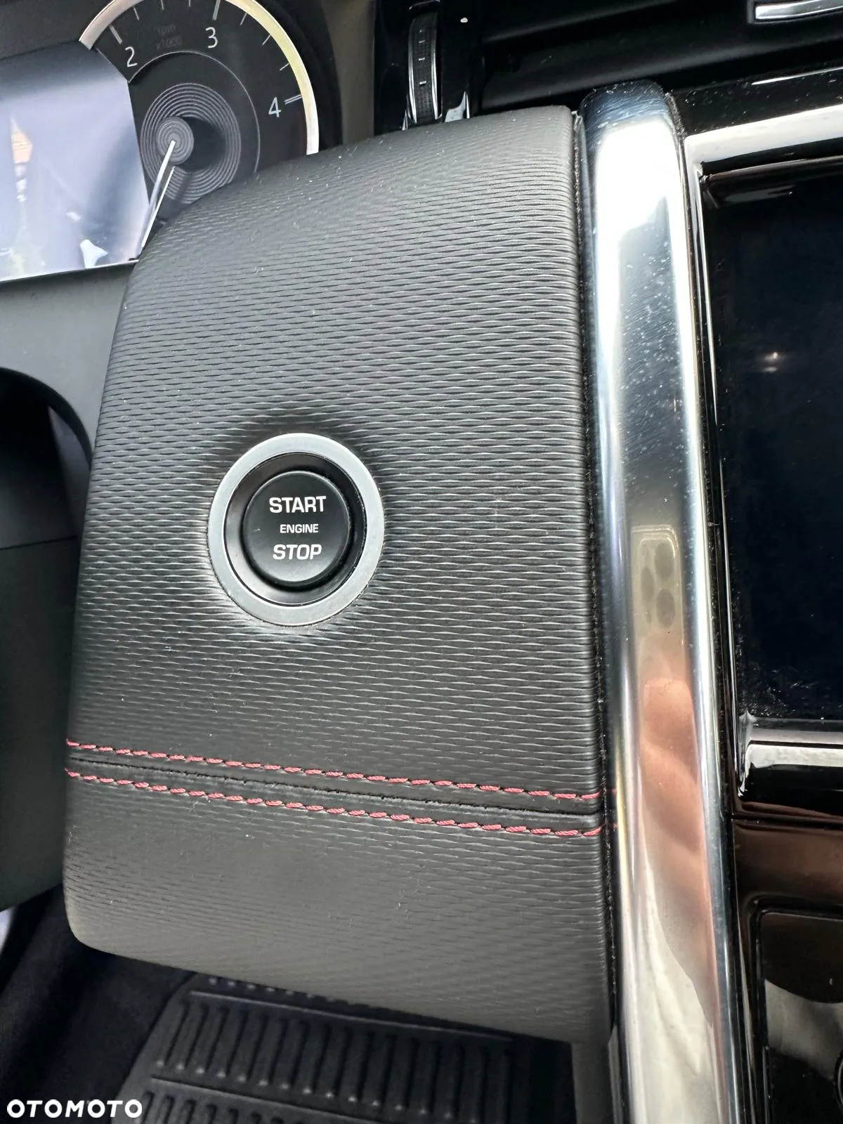 Land Rover Discovery Sport 2.0 D180 R-Dynamic S - 25
