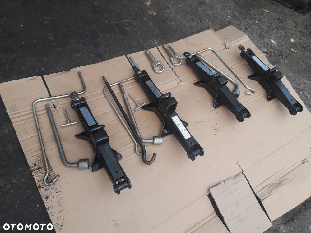 Mazda CX-3 CX-7 CX-9 CX-5  KiA Hyundai Lewarek winda podnośnik + klucz+ciegno zestaw OrginaŁ!!!! - 4