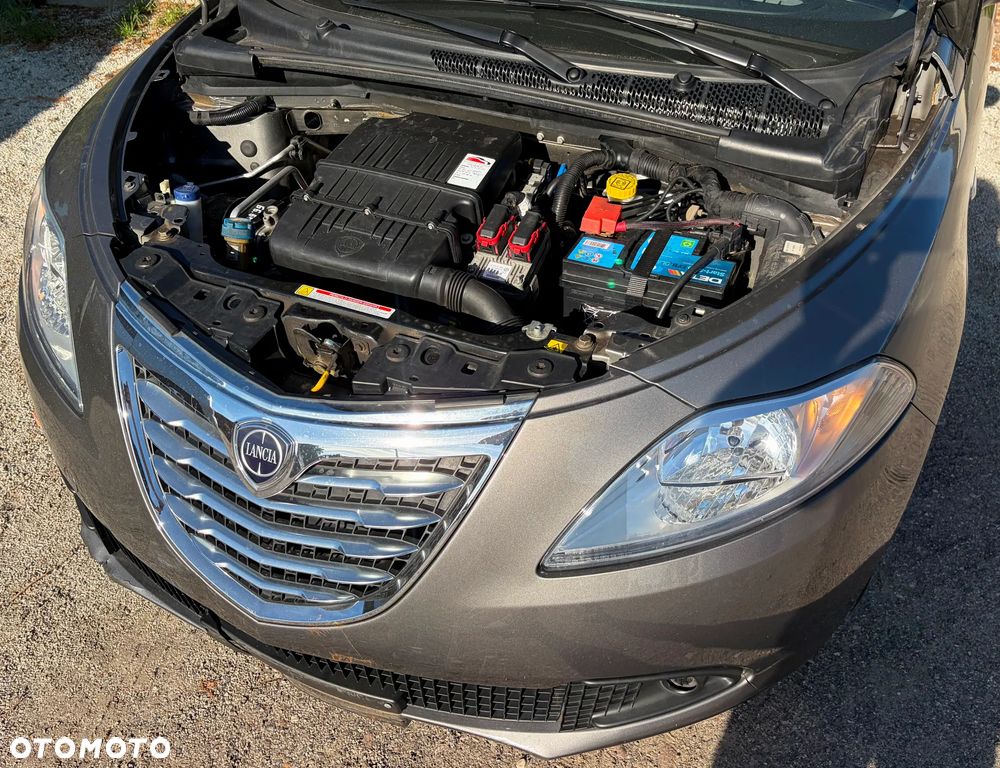 Lancia Ypsilon 1.2 8V Gold - 12