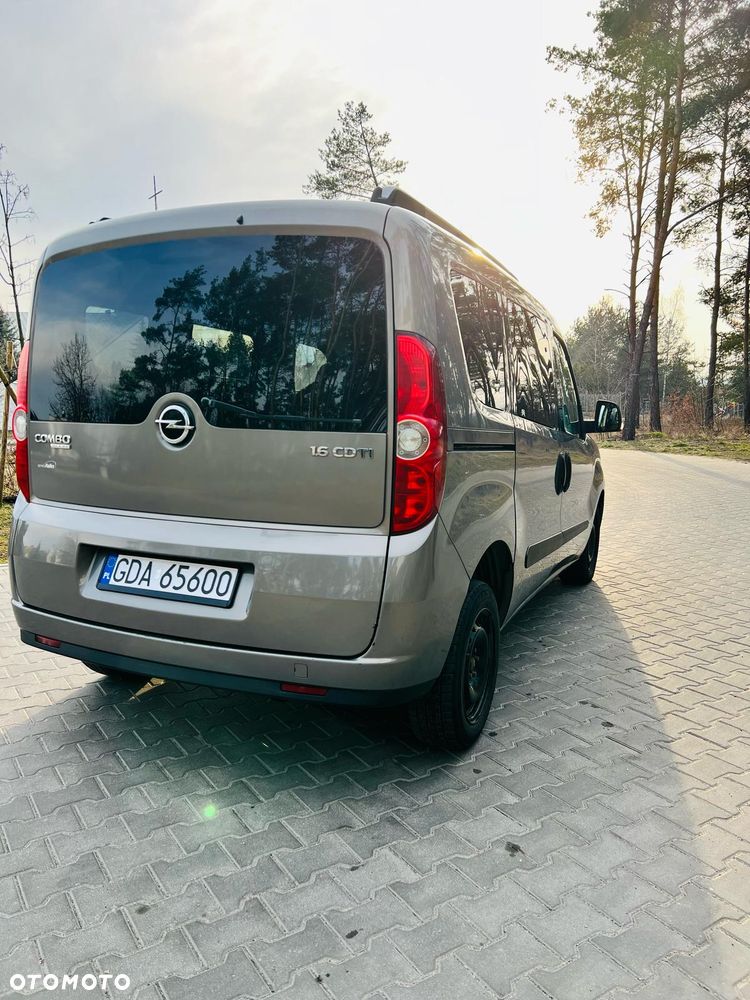 Opel Combo - 11