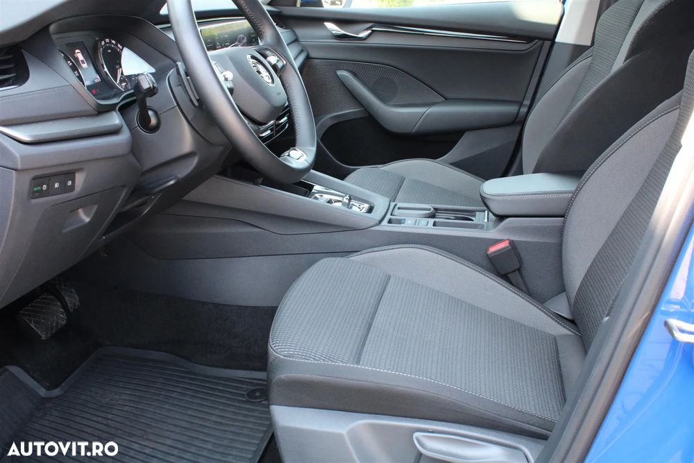 Skoda Octavia 2.0 TDI DSG Ambition - 10