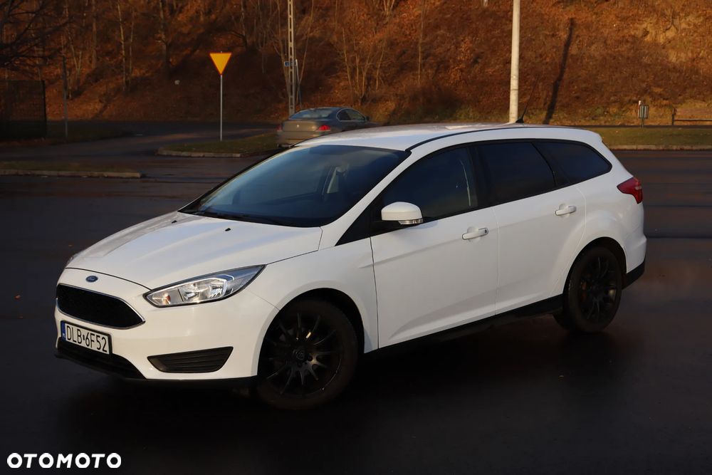 Ford Focus 1.0 EcoBoost Titanium - 9