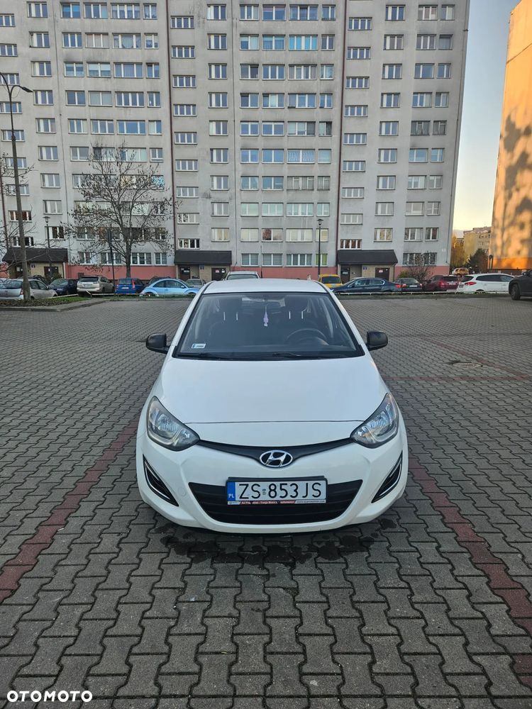 Hyundai i20 1.1 CRDi Classic + - 2