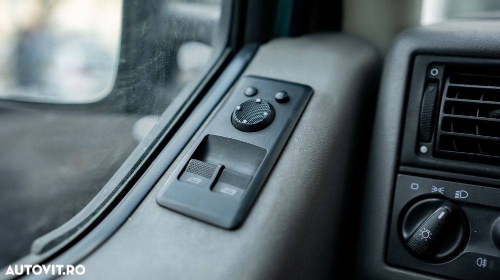 Volkswagen Transporter - 13