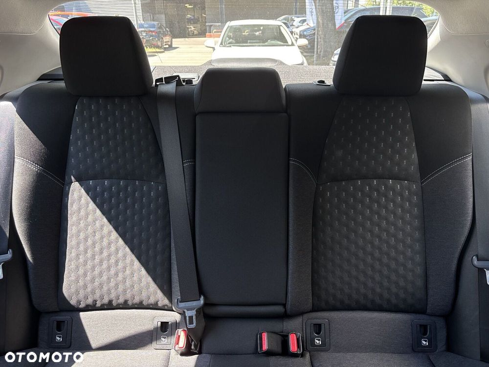 Toyota Corolla 1.8 Hybrid Comfort - 24