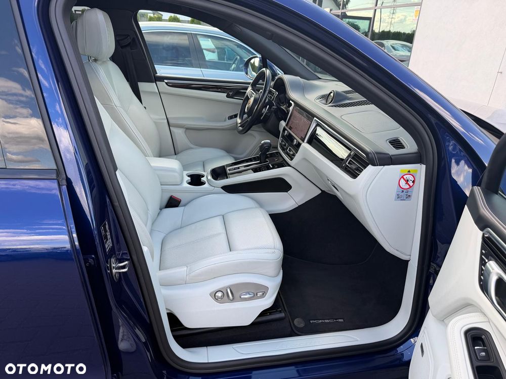 Porsche Macan Standard - 21