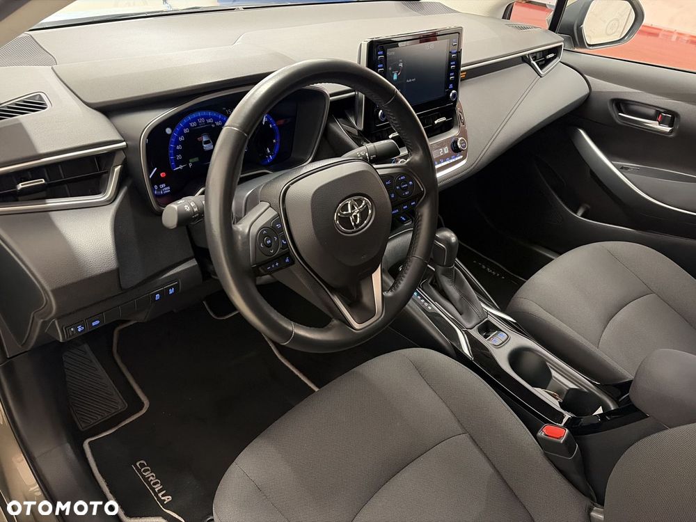 Toyota Corolla 1.8 Hybrid Comfort - 10