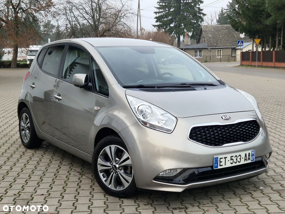 Kia Venga - 28