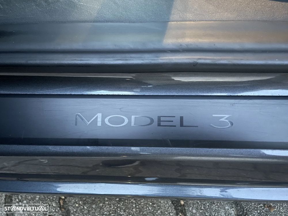 Tesla Model 3 Standard Range Plus RWD - 24