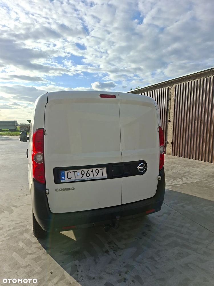 Opel Combo 1.6 CDTI Cosmo - 3