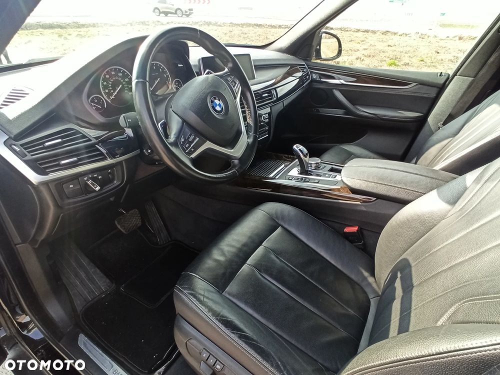 BMW X5 xDrive35i - 7