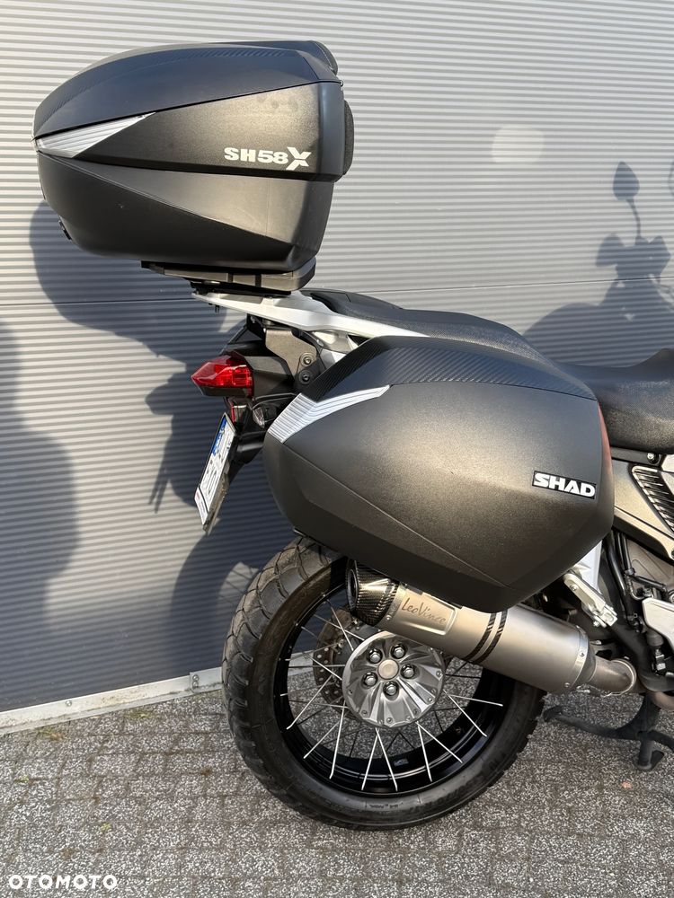 Honda VFR - 18