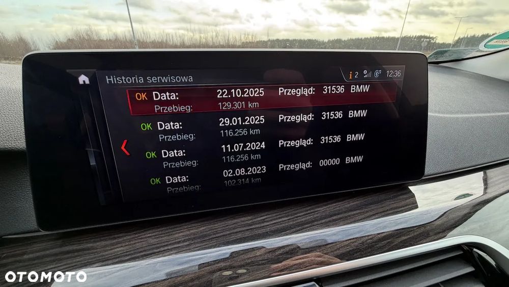 BMW Seria 5 520d Sport Line - 24