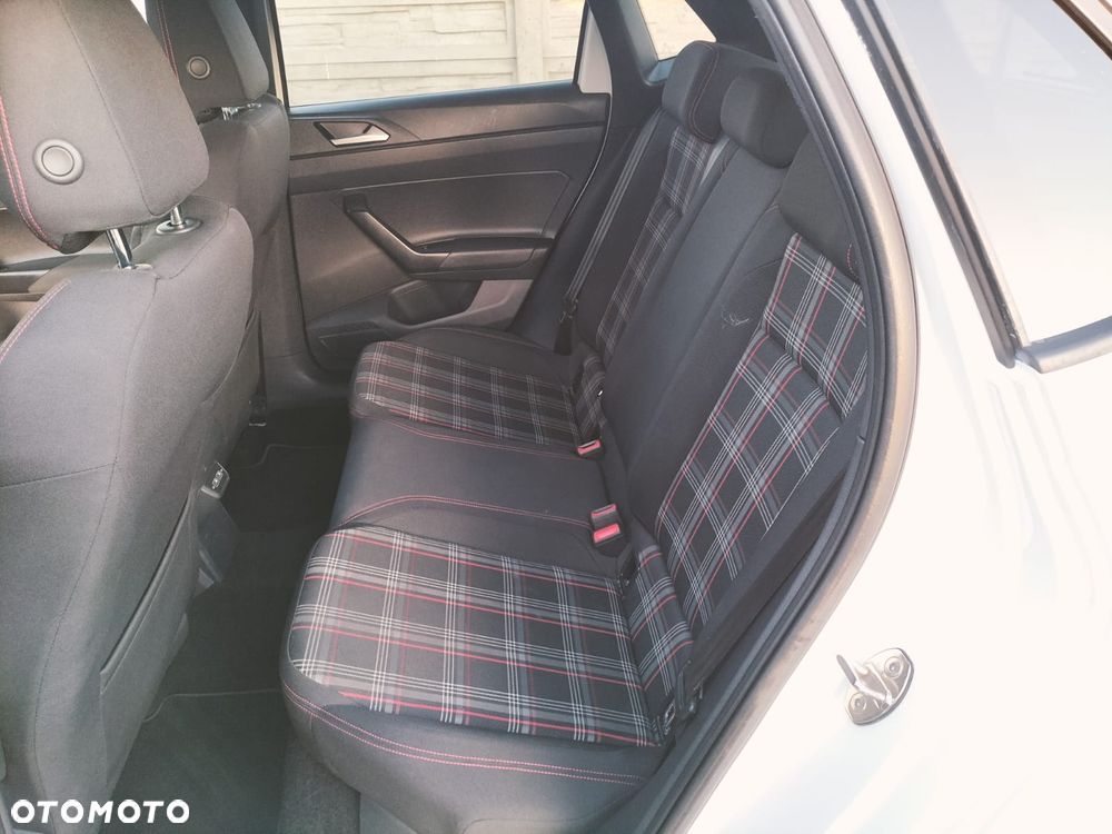 Volkswagen Polo 2.0 TSI GTI DSG - 16
