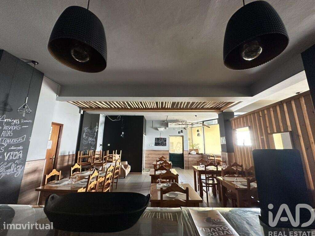 Prédio T12 em Gouveia de 638,00 m2 - Grande imagem: 2/30