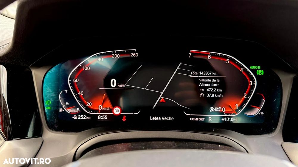 BMW Seria 3 320i Aut. Sport Line - 24