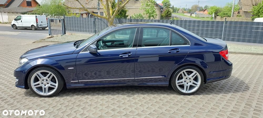 Mercedes-Benz Klasa C - 30